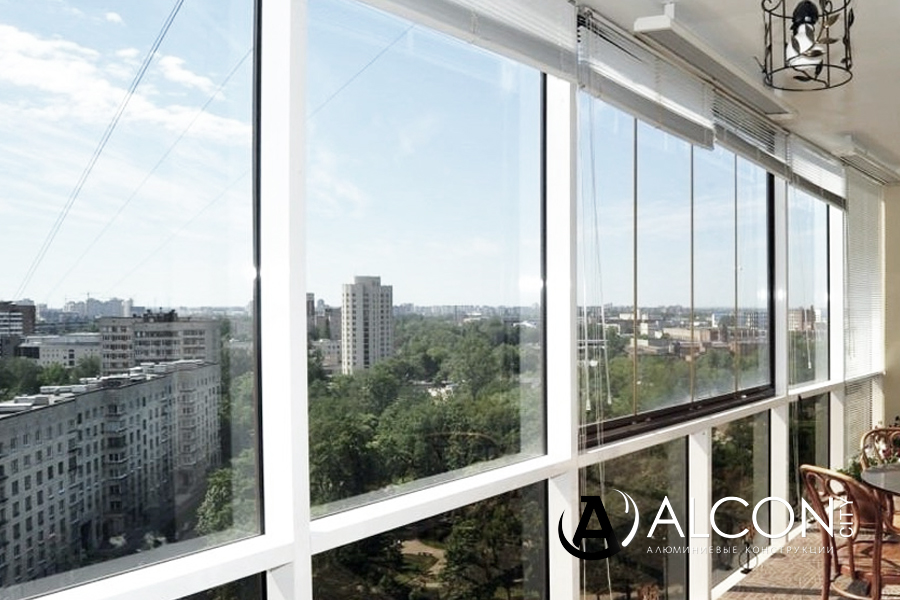 Панорамное остекление балконов в Орле